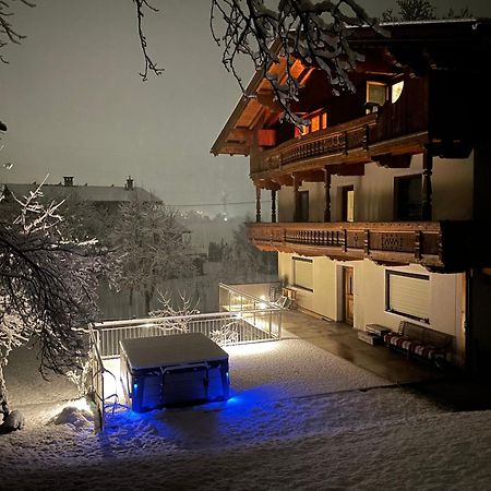 Apart Moidl Mit Privatem Pool Харт-им-Циллерталь Экстерьер фото