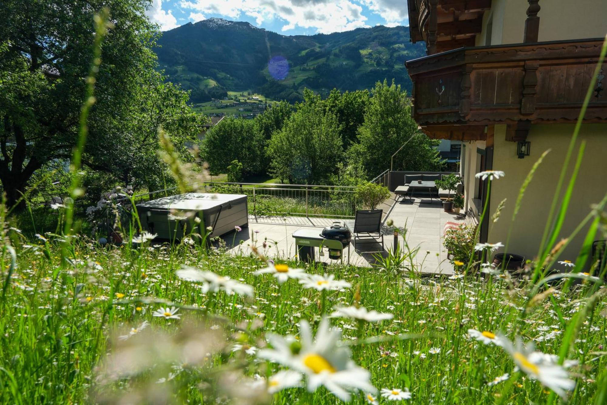 Apart Moidl Mit Privatem Pool Харт-им-Циллерталь Экстерьер фото